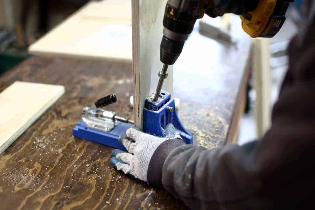 drilling pocket holes in plywood