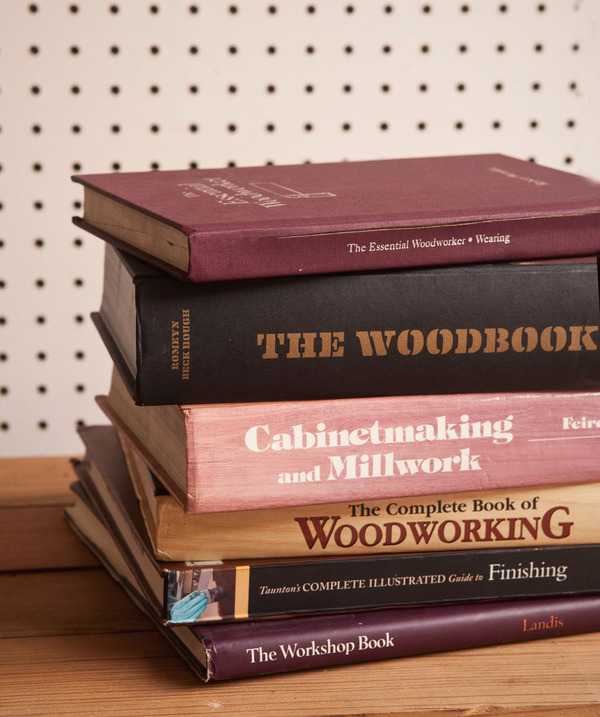 Best woodworking books to create your shop library