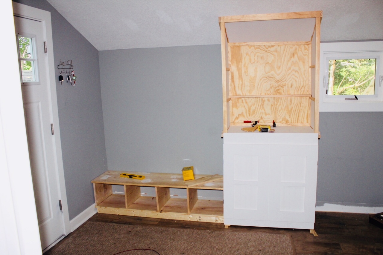 mudroom bench